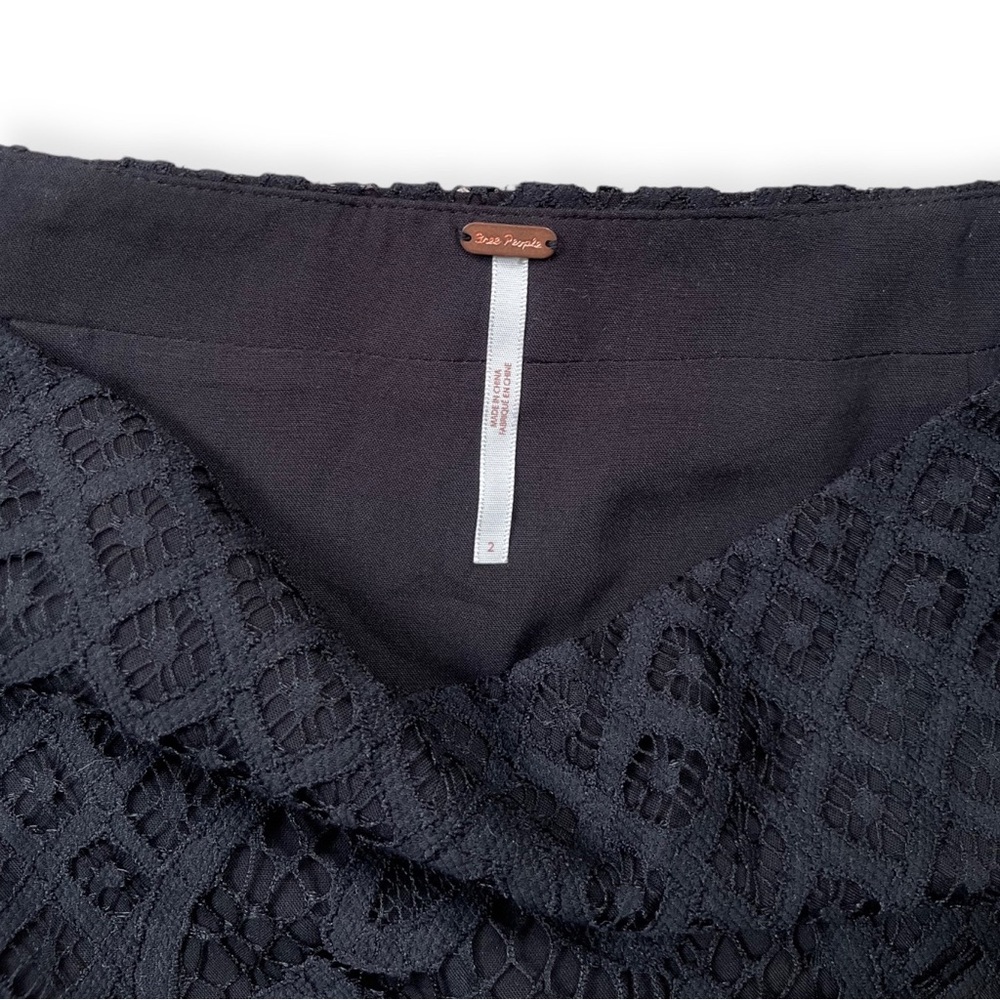 NWT Free People “Dreamy Days” Black Lace Mini Skirt., sz 2 - Picture 6 of 9